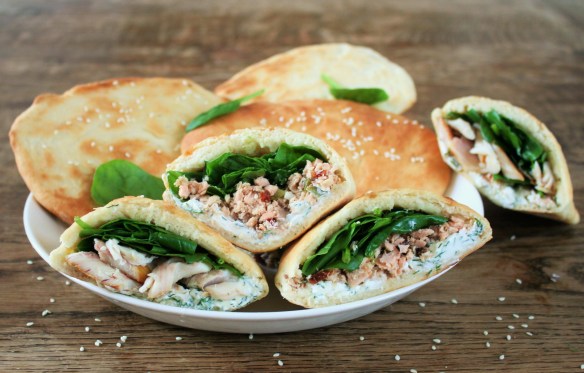 Pita's met zalm en gerookte forel
